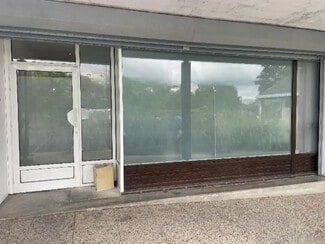 Plus de détails pour Local commercial à louer