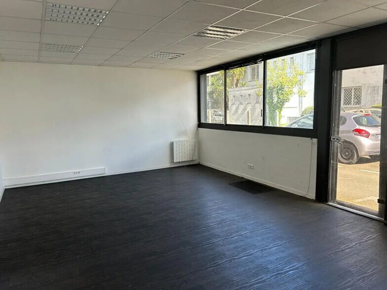 Bureau dans Talence à louer - Photo intérieure – Image 3 sur 8