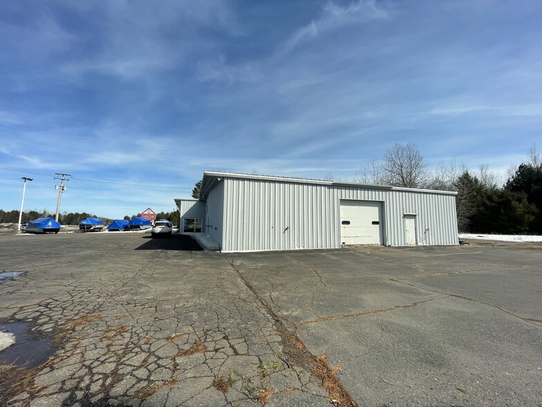 2066 Stevens St, Rhinelander, WI à vendre - Photo de l’immeuble – Image 2 sur 5