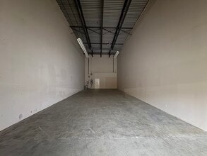 11566 Eburne Way, Richmond, BC à louer Photo intérieure– Image 2 sur 8