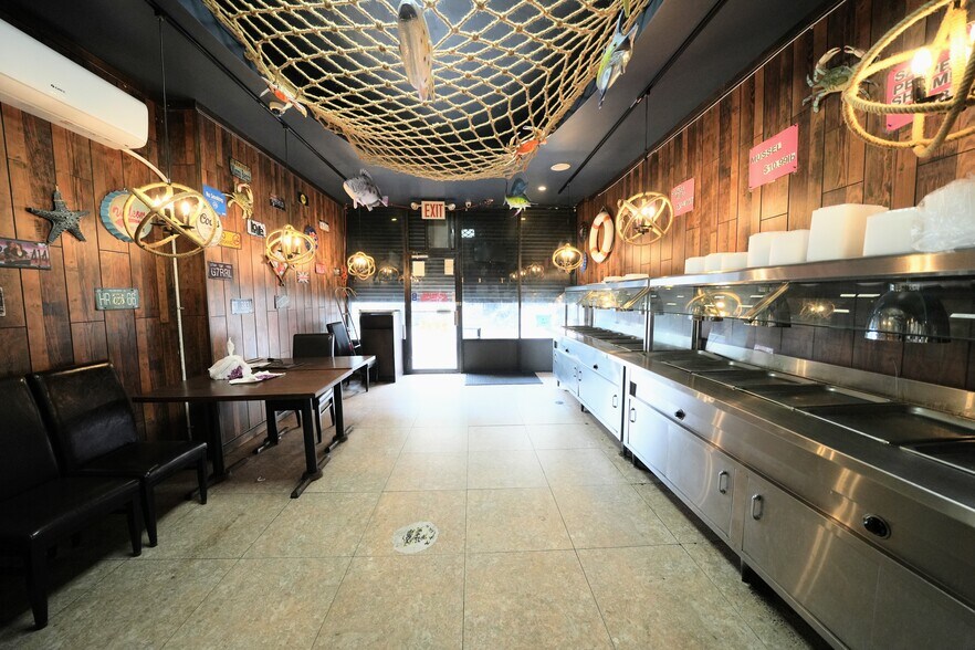 233 Utica Ave, Brooklyn, NY à vendre - Photo de l’immeuble – Image 3 sur 21