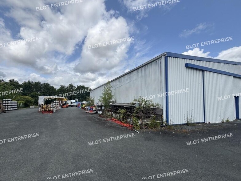 Industriel/Logistique dans Bouvron à louer - Photo de l’immeuble – Image 2 sur 7