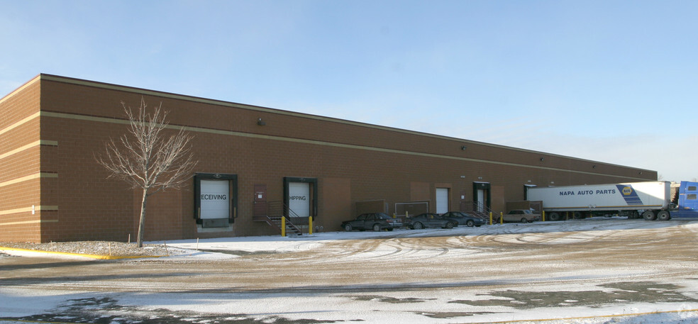 7150 Boone Ave N, Minneapolis, MN à louer - Photo de l’immeuble – Image 3 sur 8