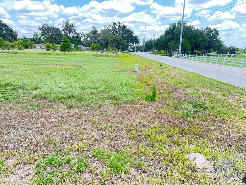 110 E Keysville Rd, Plant City, FL à vendre - Photo de l’immeuble – Image 2 sur 15