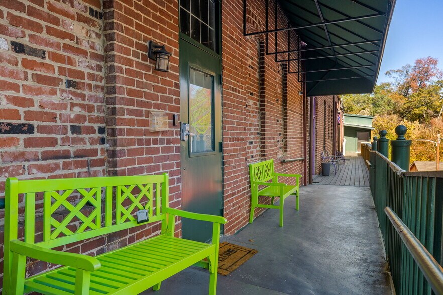 2287-2293 Peachtree Rd NE, Atlanta, GA à louer - Photo de l’immeuble – Image 3 sur 12