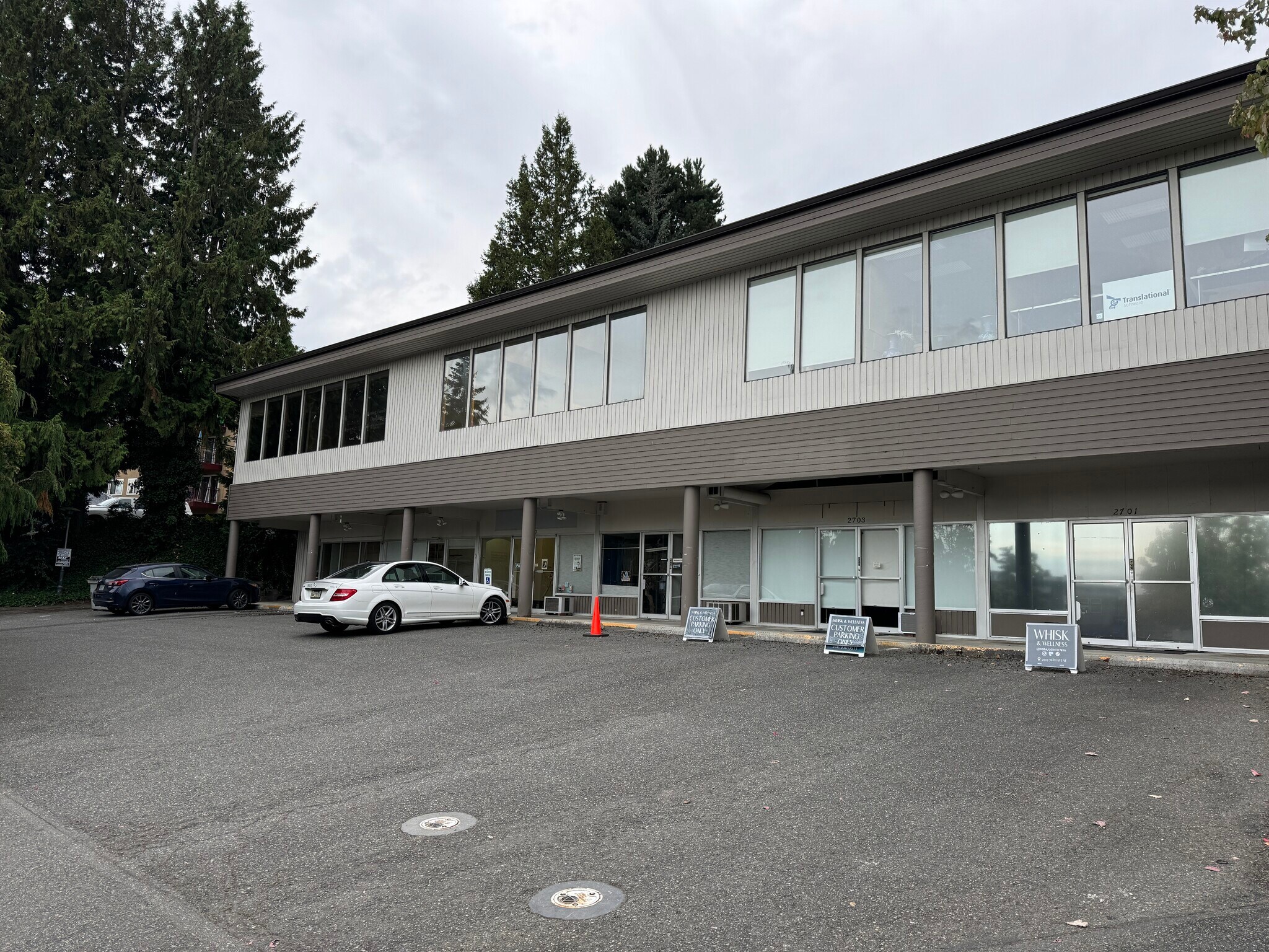 2701-2711 76th Ave SE, Mercer Island, WA à louer Photo principale– Image 1 sur 2