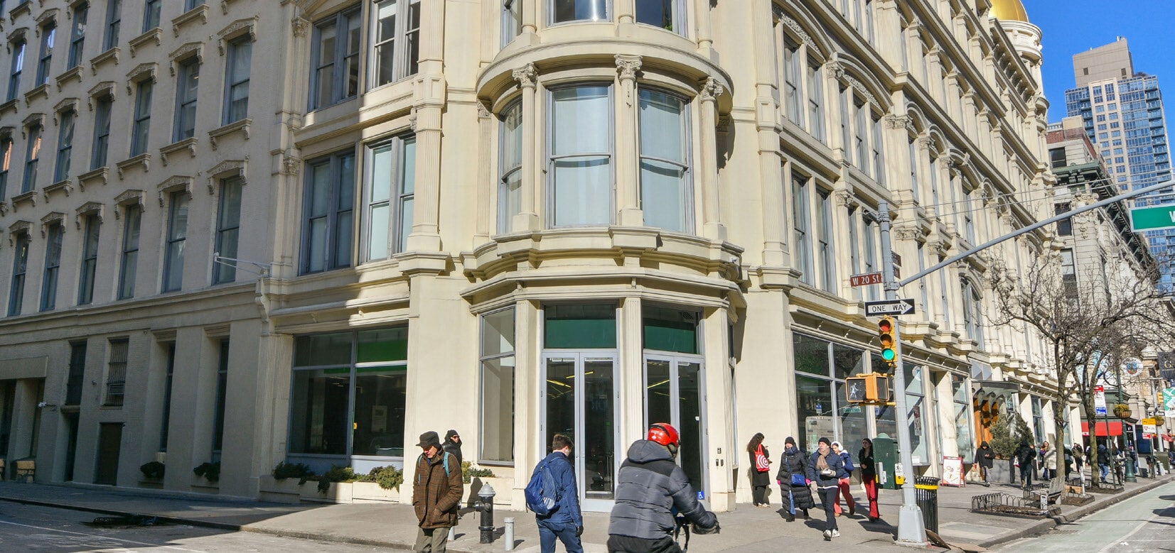 655 6th Ave, New York, NY à louer Photo de l’immeuble– Image 1 sur 3