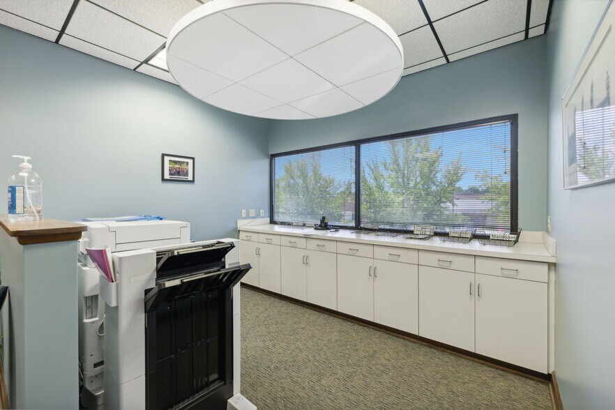 240 Venture Cir, Nashville, TN à vendre - Photo de l’immeuble – Image 3 sur 7