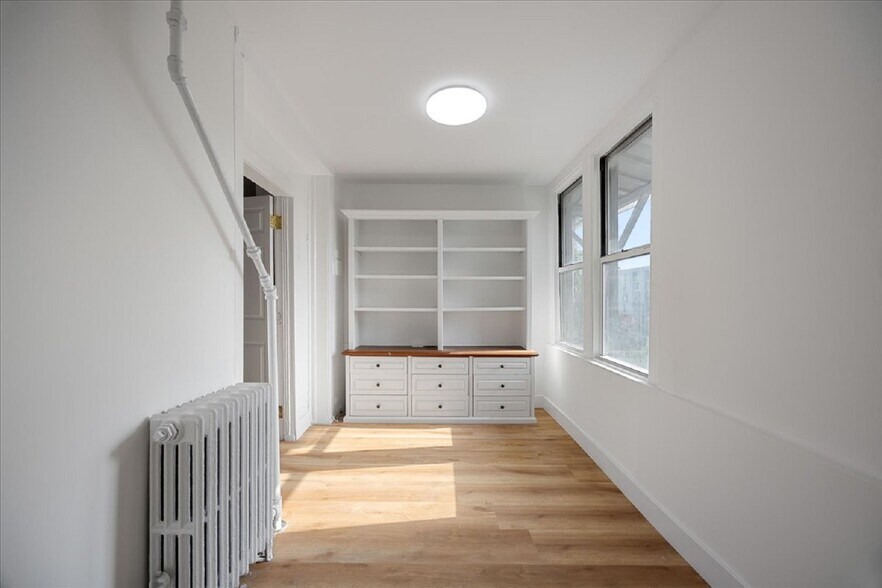 95 Buena Vista Ave, Yonkers, NY à vendre - Photo de l’immeuble – Image 3 sur 19