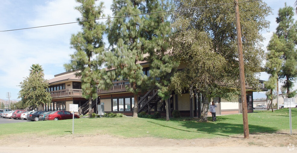 6550 Van Buren Blvd, Riverside, CA à louer - Photo de l’immeuble – Image 3 sur 21