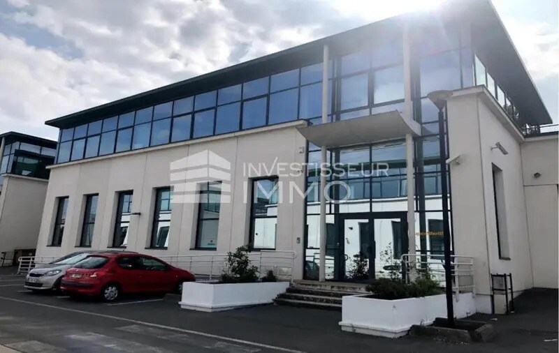 Bureau dans Villeneuve-la-Garenne à louer Photo de l’immeuble– Image 1 sur 6