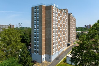 Plus de détails pour 489 W State St, Trenton, NJ - Local commercial à louer