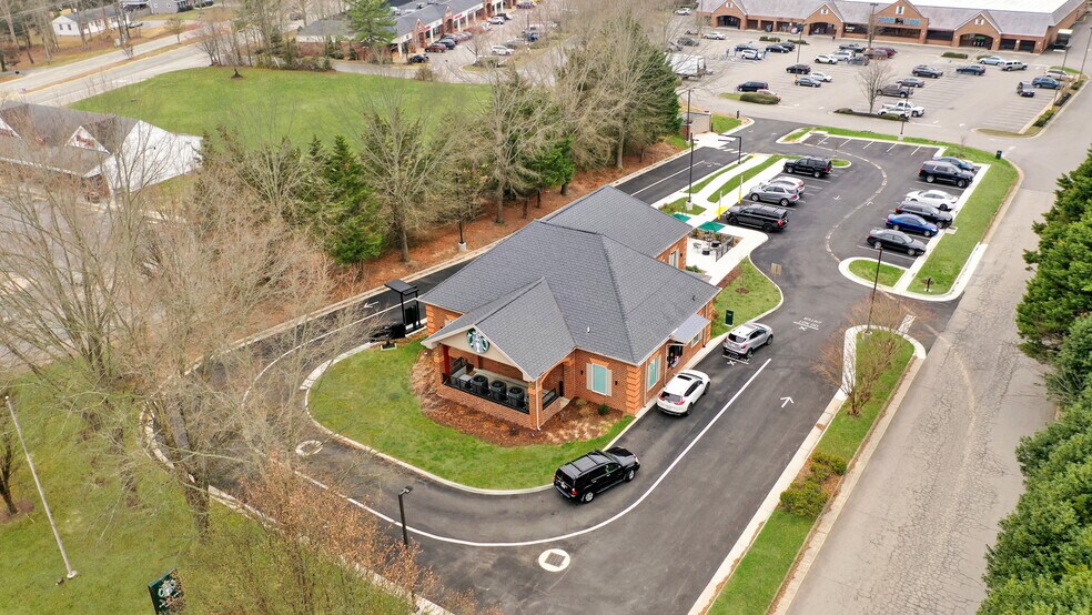 1118 Courthouse Rd, North Chesterfield, VA à vendre - Photo de l’immeuble – Image 2 sur 8