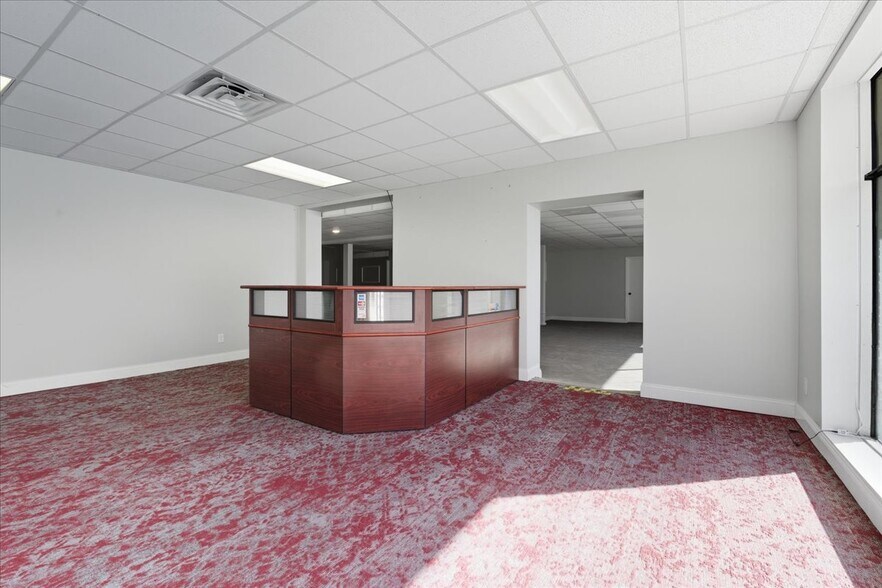 778 Westover Dr, Danville, VA à louer - Photo de l’immeuble – Image 2 sur 24