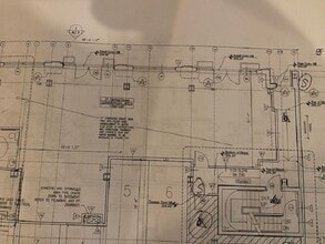 21 Central St, Manchester, NH à louer Photo intérieure– Image 2 sur 12