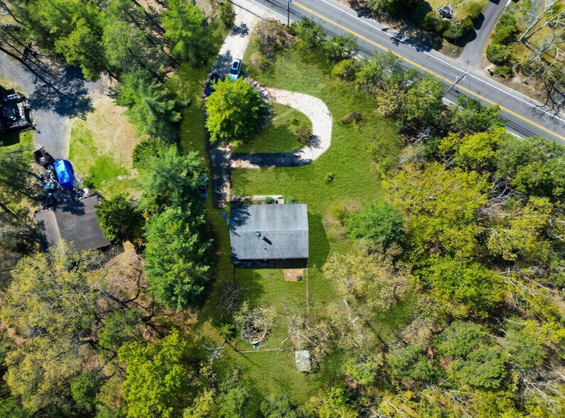 635 Bennetts Mills Rd, Jackson, NJ à vendre - Photo principale – Image 1 sur 17