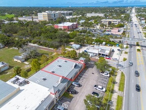 1033 West Bay Dr, Largo, FL à louer Photo intérieure– Image 2 sur 36