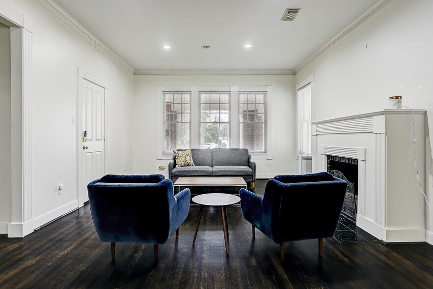 1401 Castle Ct, Houston, TX à louer - Photo intérieure – Image 3 sur 7