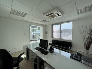 14 Navigation Way, Hesketh Bank à louer Photo intérieure– Image 1 sur 6