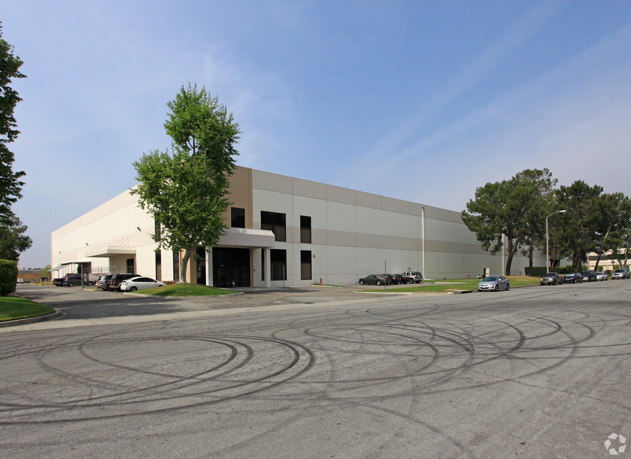 14001-14003 Orange Ave, Paramount, CA à louer Photo principale– Image 1 sur 6