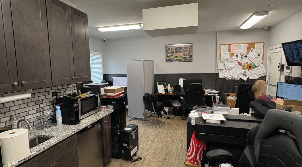 27 Bartels Pl, New Rochelle, NY à vendre - Photo de l’immeuble – Image 3 sur 3