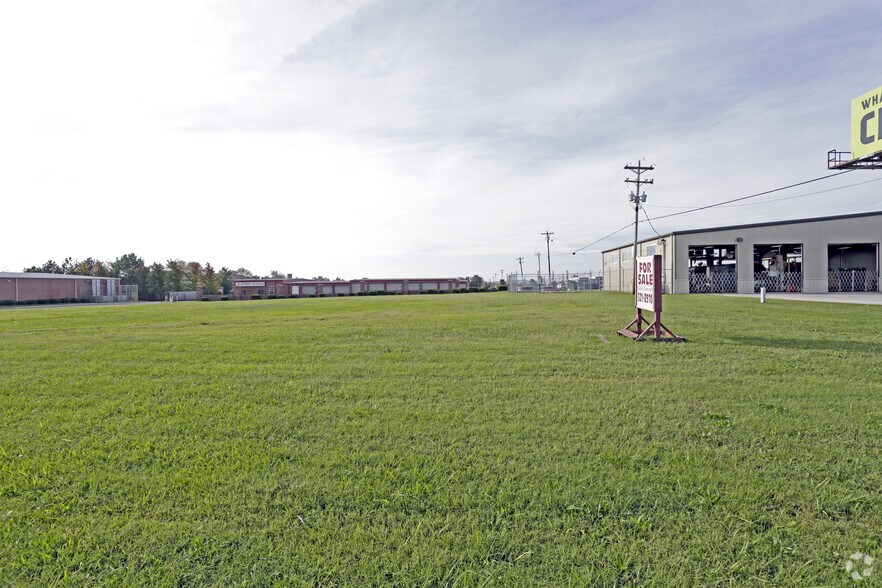 E Robinson Ave, Springdale, AR à vendre - Photo principale – Image 1 sur 11