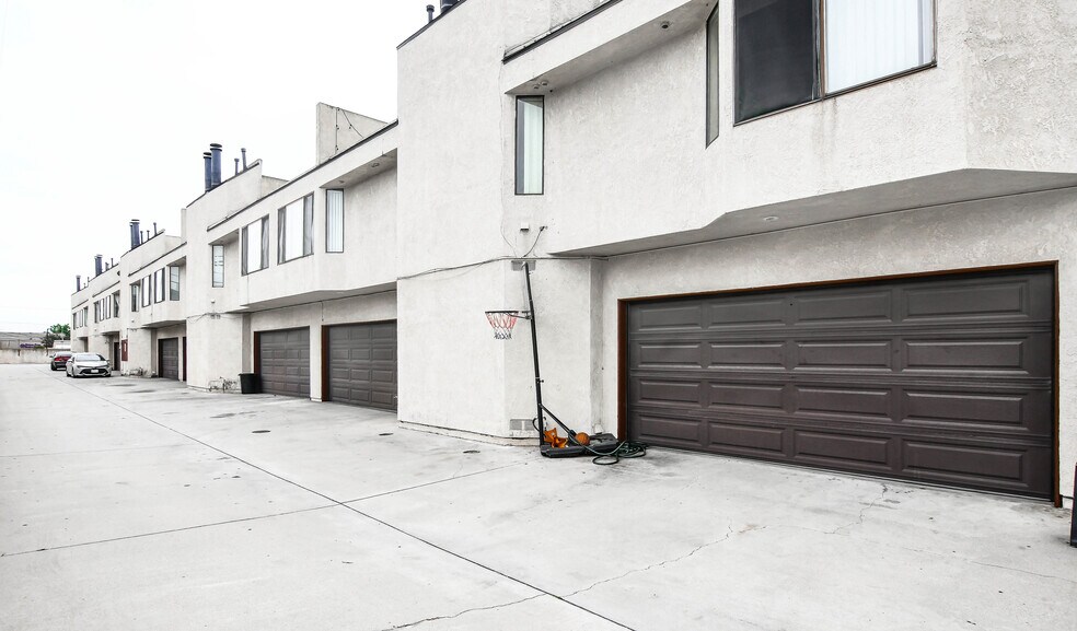 9248 Palm St, Bellflower, CA à vendre - Photo de l’immeuble – Image 3 sur 7