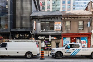 Plus de détails pour 225 Queen St W, Toronto, ON - Local commercial à vendre