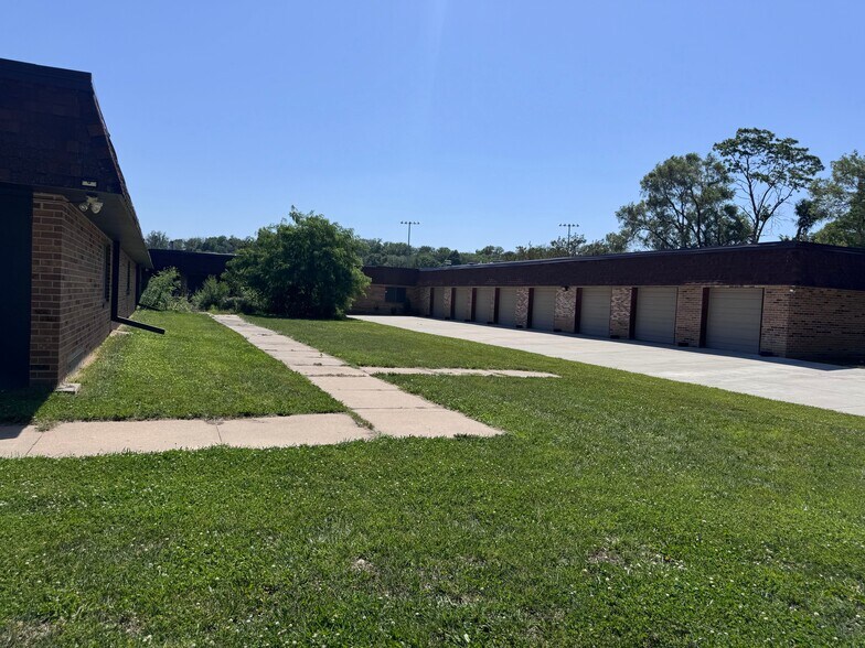 1600 McPherson Ave, Council Bluffs, IA à vendre - Photo de l’immeuble – Image 3 sur 21