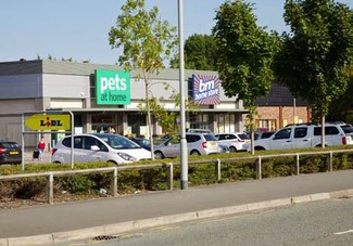 Plus de détails pour Chester Way, Northwich - Local commercial à louer
