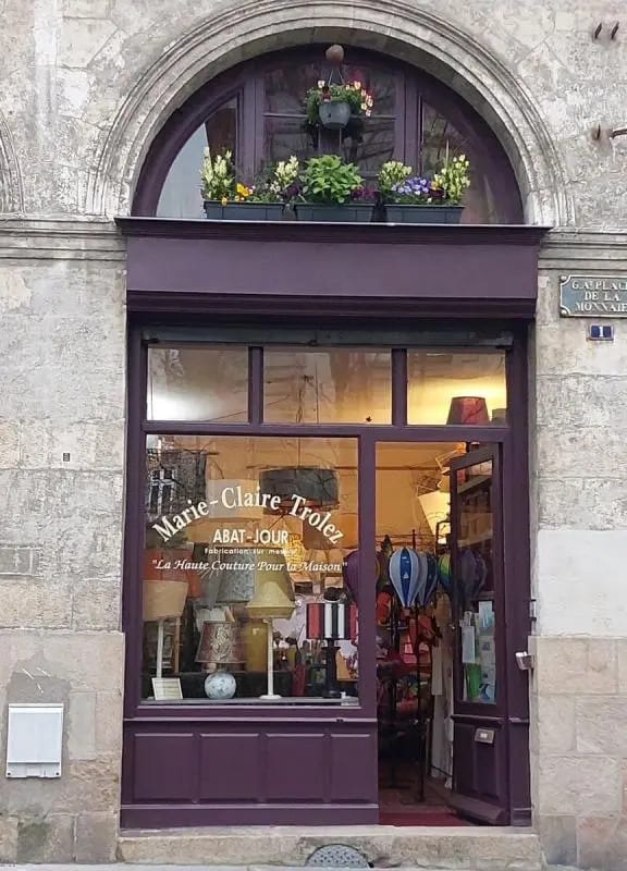 Local commercial dans Nantes à louer Photo de l’immeuble– Image 1 sur 6