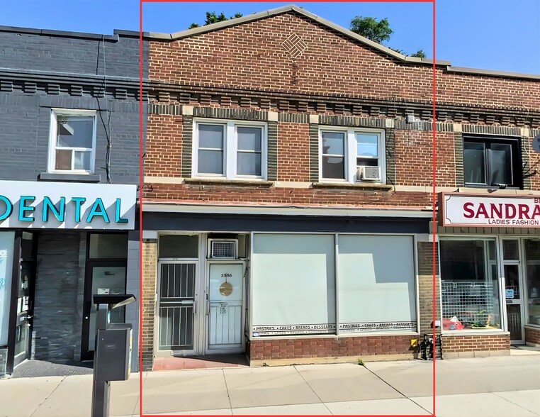 2336 Danforth Av, Toronto, ON à louer - Photo de l’immeuble – Image 1 sur 1