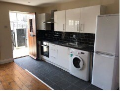 58 Burdett Rd, Southend On Sea à louer - Photo de l’immeuble – Image 3 sur 4