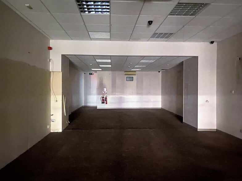 199 High St, Kirkcaldy à louer - Photo de l’immeuble – Image 3 sur 5