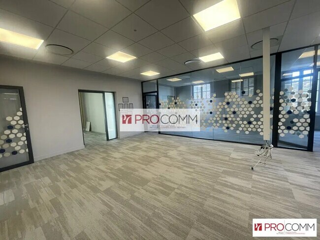 Plus de détails pour Bureau à louer