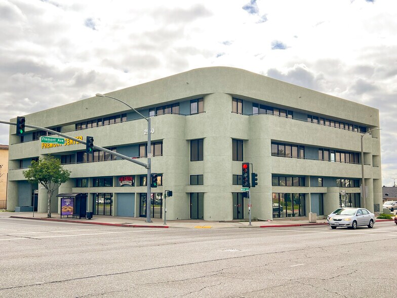 2550 W Main St, Alhambra, CA à louer - Photo de l’immeuble – Image 3 sur 10