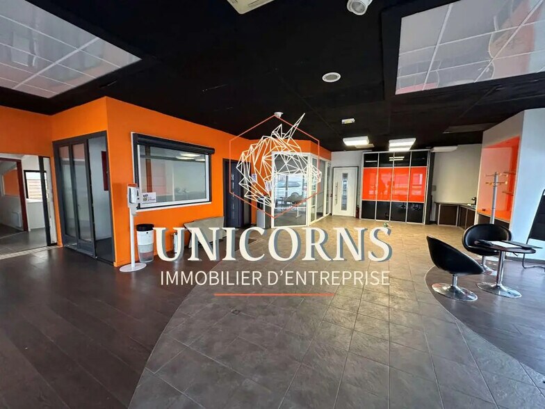 Local commercial dans Castanet-Tolosan à vendre - Photo de l’immeuble – Image 3 sur 5