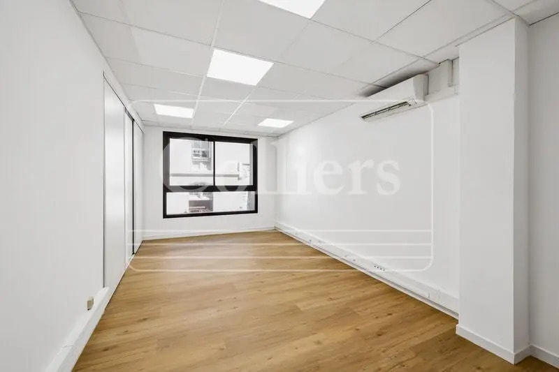 38 Rue De La Republique, Marseille à louer - Photo de l’immeuble – Image 3 sur 7