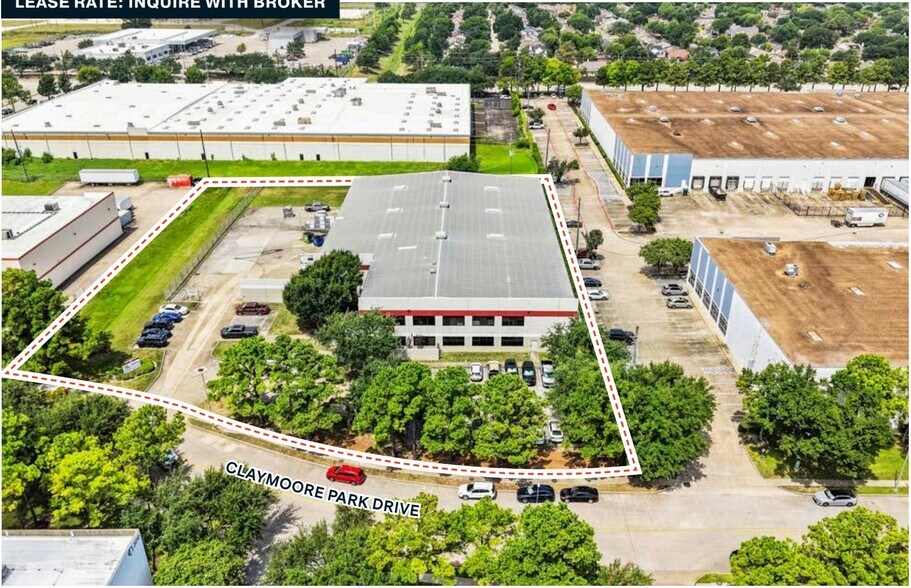 3215 Claymoore Park Dr, Houston, TX à louer - Photo de l’immeuble – Image 2 sur 6