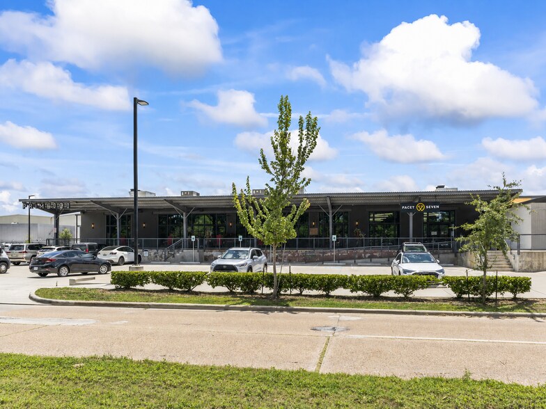 2505 W 11th St, Houston, TX à vendre - Photo de l’immeuble – Image 3 sur 9