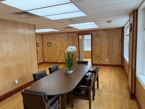 159 Singleton St, Woonsocket, RI à louer Photo intérieure– Image 2 sur 12