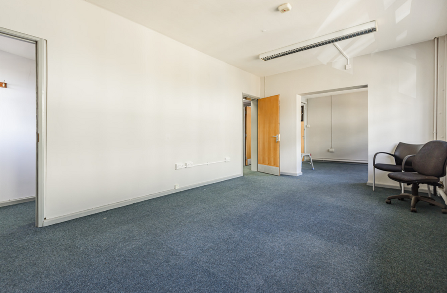 2 Kesteven St, Sleaford à louer - Photo intérieure – Image 3 sur 4