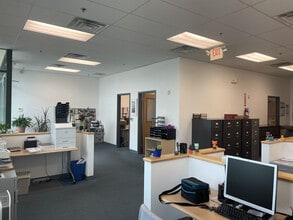 2810-2870 Emrick Blvd, Bethlehem, PA à louer Photo intérieure– Image 1 sur 12