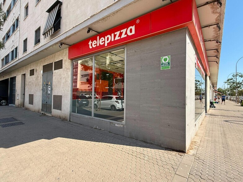 Local commercial dans Séville, Sevilla à louer - Photo de l’immeuble – Image 3 sur 22