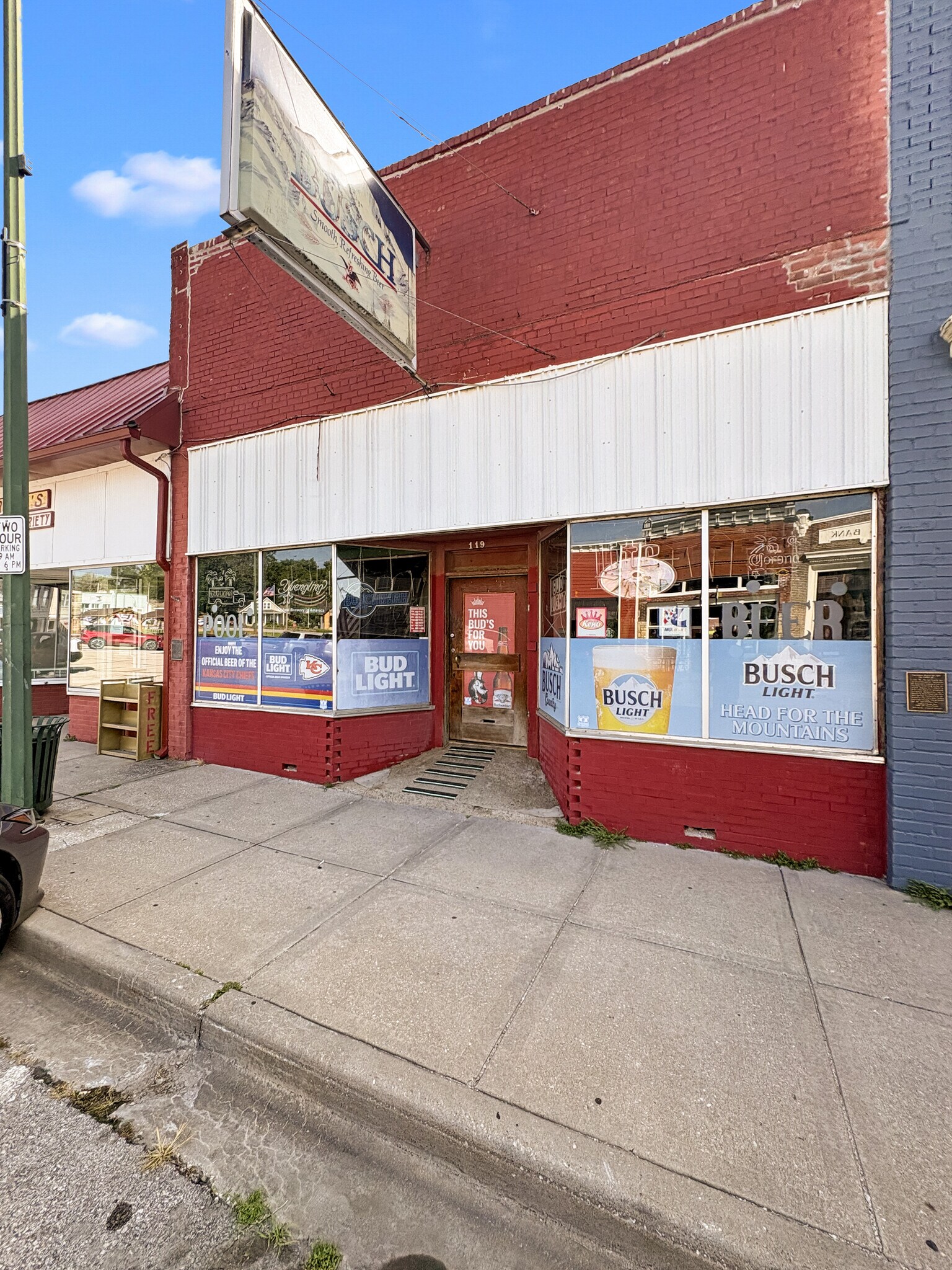 119 S 1st St, Pleasant Hill, MO à vendre Photo de l’immeuble– Image 1 sur 28