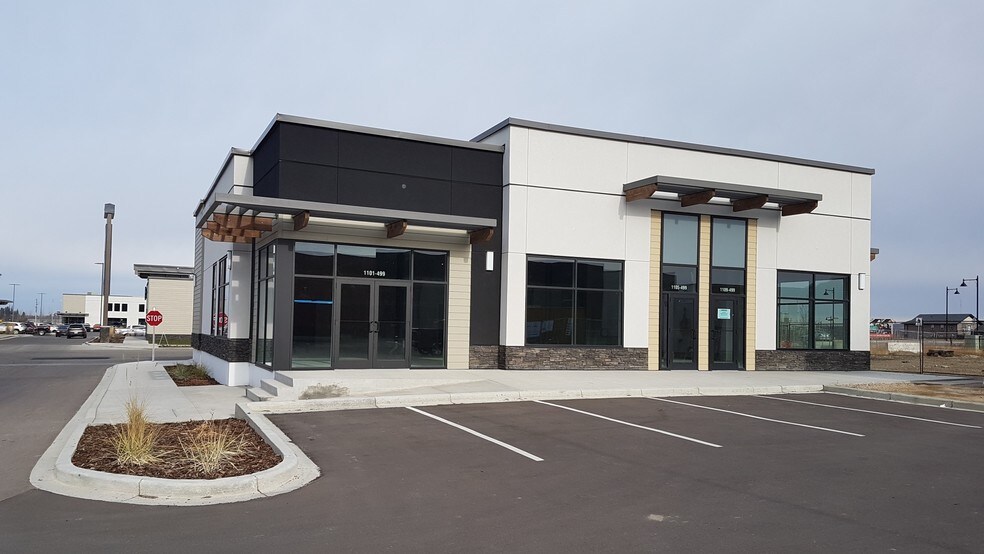 499 Timberlands Dr, Red Deer, AB à louer - Photo de l’immeuble – Image 1 sur 1