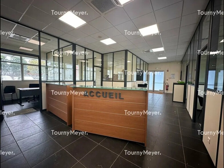 Bureau dans Saint-Herblain à louer - Photo de l’immeuble – Image 2 sur 5