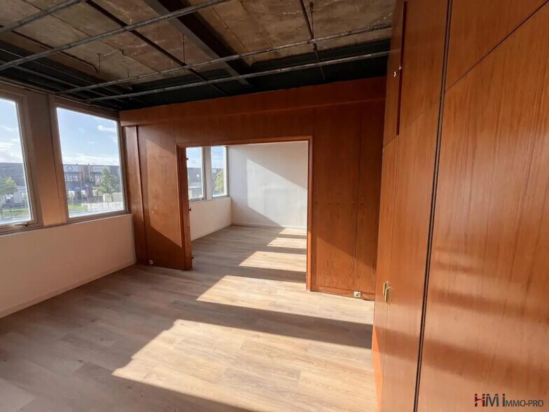 Bureau dans Le Havre à louer - Photo de l’immeuble – Image 1 sur 13