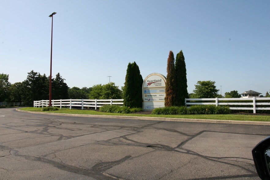 9301 S Innovation Dr, Daleville, IN à louer - Photo de l’immeuble – Image 3 sur 4