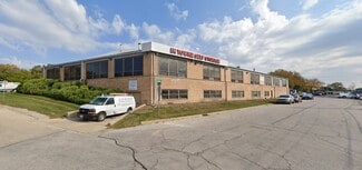 Plus de détails pour 920 Cedar Ave, St Charles, IL - Industriel/Logistique à louer